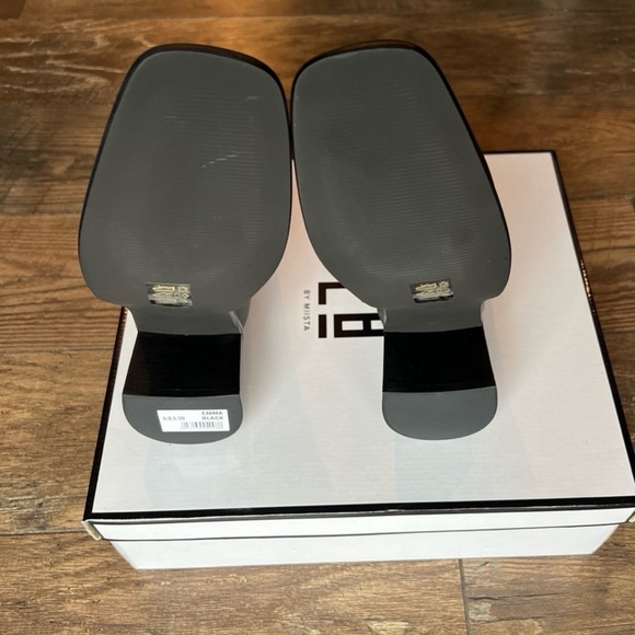 E8 Miista Emma lace up boots - Picture 6 of 6